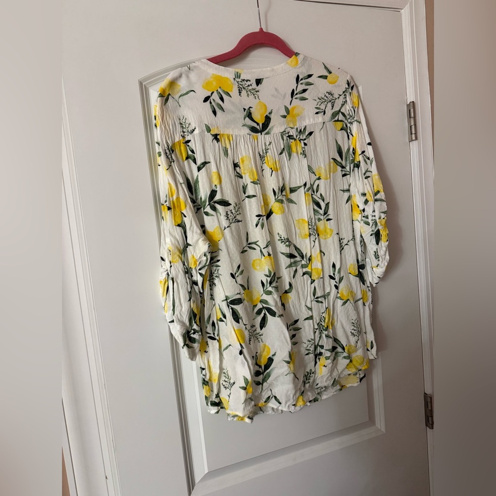Torrid Top - Picture 5 of 6